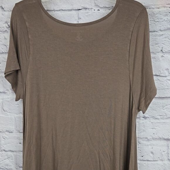Lane Bryant 14/16 Soft Knit Tee Top Brown Lace Sharkbite Pullover Lightweight - Picture 10 of 10